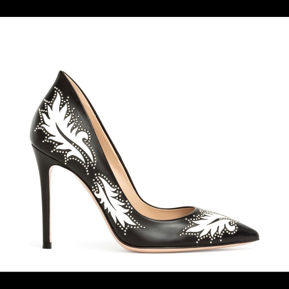 Gianvito Rossi “Santa Fe” Pumps BNIB - Picture 7 of 8